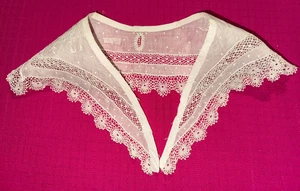 Ancien col époque 1900 dentelle broderie pour folklore etc - Imagen 1 de 5