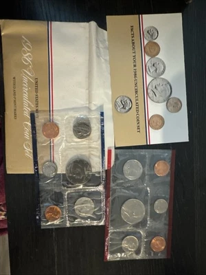1986 P&D US Mint Set 10-coins Sealed US Original Government Packaging Mint Cello - Image 1 of 2