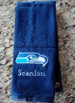 Toalla de entrenamiento de bolos de golf bordada personalizada Seattle Seahawks Foto 1 de 4