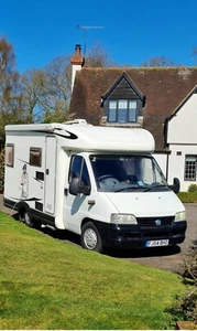 motorhome - Picture 1 of 10