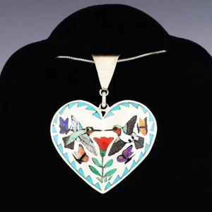 NATIVE AMERICAN ZUNI INLAY HUMMINGBIRD HEART PENDANT BY QUINTIN QUAM - Picture 1 of 5
