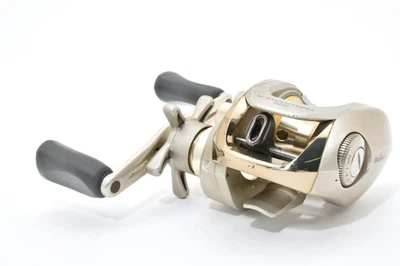 Carrete De Baitcasting Derecho Team Daiwa-X 103H Excelente+++ Desde JAPÓN #2727 - Imagen 1 de 4