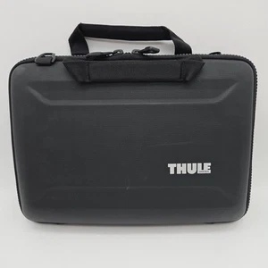 Thule Gauntlet 4 Attache Briefcase for 13" Macbook Pro & MacBook air - Picture 1 of 3