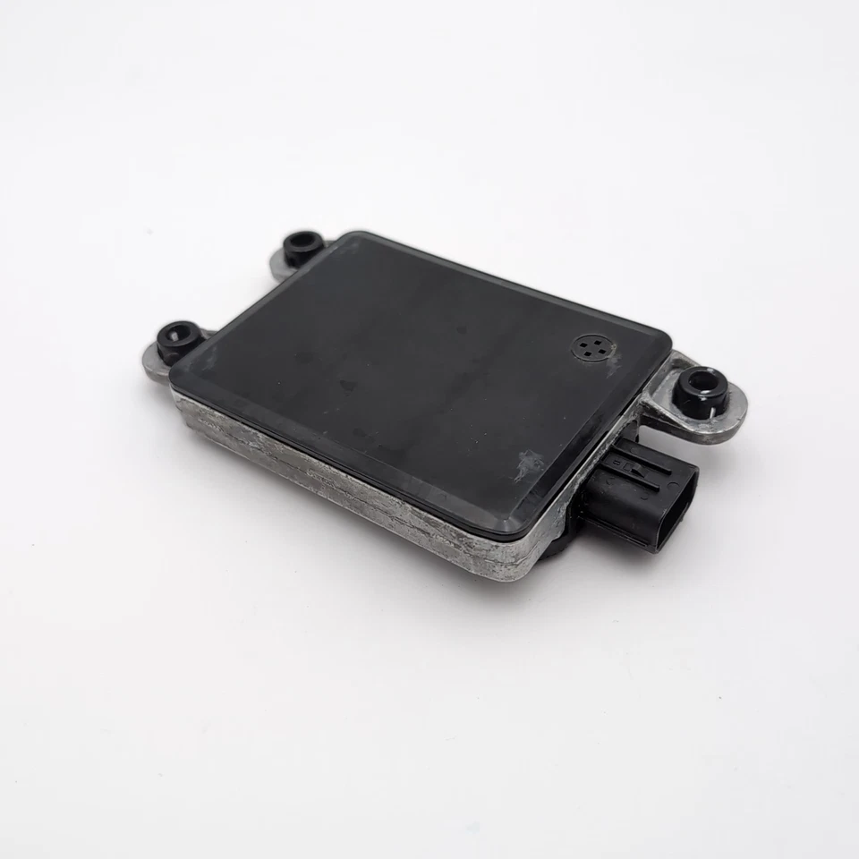 2022 - 2024 RIVIAN R1S R1T FRONT ADAPTIVE CONTROL CRUISE DISTANCE RADAR SENSOR - Image 1 of 4