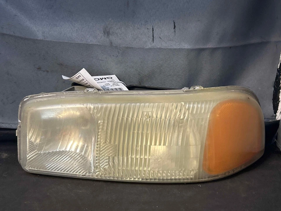 Fits 1999-07 Gmc Sierra 1500 Left Headlamp Oem:15850351 - Imagem 1 de 4