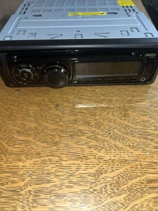Clarion CZ201 CD-Receiver vorne USB & AUX kompatibel. BDT21 - Bild 1 von 4