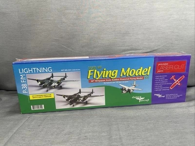Aeronave Dumas 324 30 Wingspan P38F/M Lightning Rubber Pwd - Imagem 1 de 4