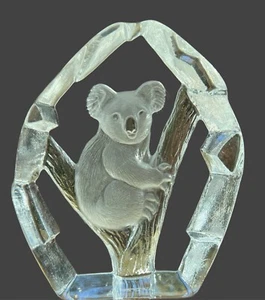 Nybro Sweden Clear Crystal Glass Etched Koala Bear Sculpture Paperweight SIGNED - Picture 1 of 3