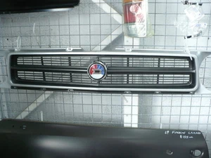 Datsun 1200 Ute / Sedan / Wagon / Van Grille with Grille Badge B110 B120 - Picture 1 of 4