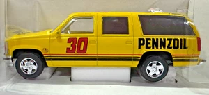 1994 Michael Waltrip GMC Suburban Truck Bank Pennzoil Racing  1:25 Scale Diecast - Picture 1 of 10