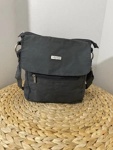 Baggallini Pocket Town Crossbody Travel Bag Gray Resistant - Picture 1 of 10