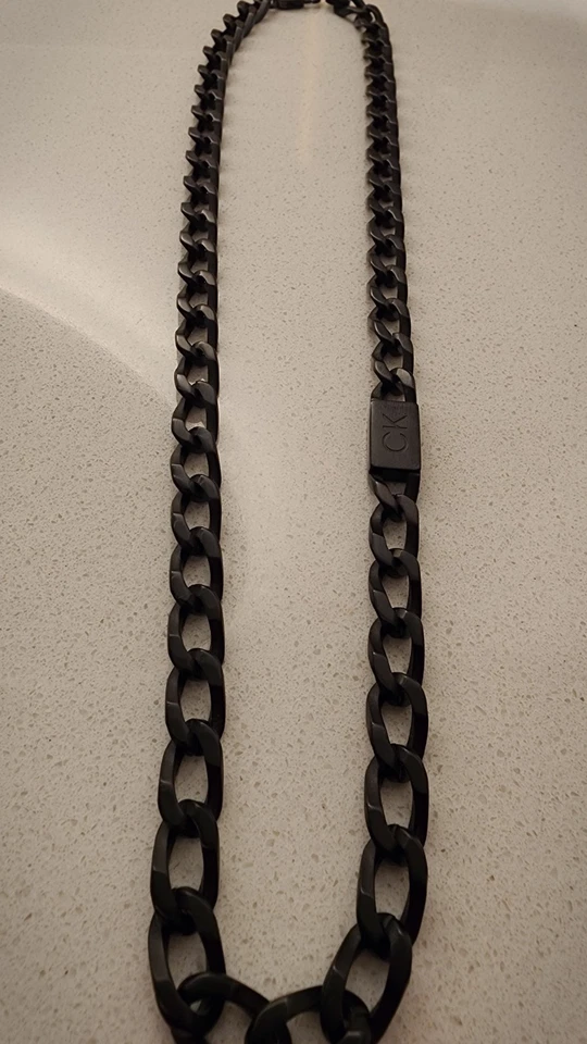Collar de cadena negro Calvin Klein Foto 1 de 4