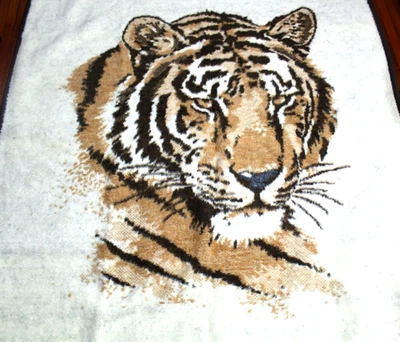 Cannon Ibena Tiger White Head Reversible 72x54 Vintage Heavy Large Throw Blanket - Image 1 of 4