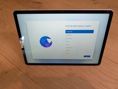 Microsoft Surface Pro 12 2025 12" Snapdragon X Plus 16GB 256GB - Platinum - Image 1 of 4