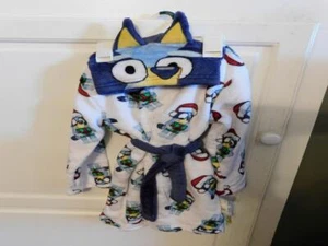 Kids Disney Bluey Hooded Bathrobe Size 4T/5T BRAND NEW Free Shipping - Picture 1 of 1