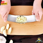 1 pc Stainless Steel Garlic Press Crusher Manual Mincer Kitchen Cooking Tool