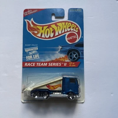 Hot Wheels 1995 Race Team Series II Moveable Race Ramp Truck #392 - Image 1 of 2