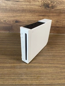 Nintendo Wii nur Konsole Ersatz GameCube kompatibel RVL-001 PAL Weiß 1 - Bild 1 von 7