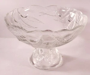 Teleflora Clear Glass Pedestal Fruit Bowl Raised Pear Fruit Leaf Design 1985 - Picture 1 of 8