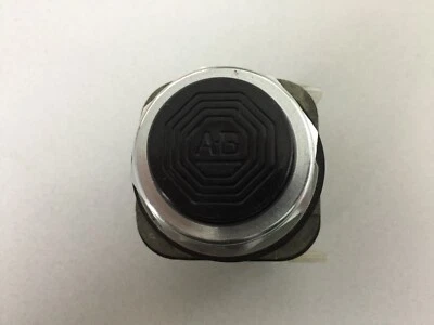 ALLEN BRADLEY 800T-B BLACK PUSHBUTTON - Image 1 of 2