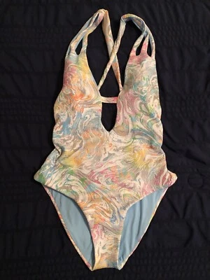 Traje de baño de una pieza Becca by Rebecca Hot Springs talla pastel S/P recortes Foto 1 de 4