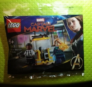 LEGO Marvel BNIP - #3045 Captain Marvel PolyBag Set. RETIRED RARE - Picture 1 of 2