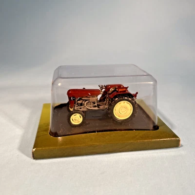 Hachette 1/43 Ursus C325 1962 Tractor * NEW - Image 1 of 4