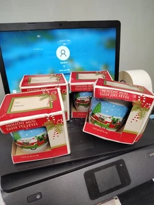 4er Set Weihnachten Camper Kaffeebecher mit Weihnachtsmann Schneemann Wohnmobil Geschenkbox   - Bild 1 von 2