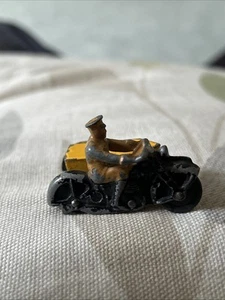DINKY TOYS MODEL No.44b "AA " MOTORCYCLE PATROL - Picture 1 of 4