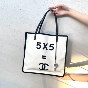 Auth CHANEL 5 x 5 Large White Black Canvas Tote Bag Vintage - Picture 1 of 12