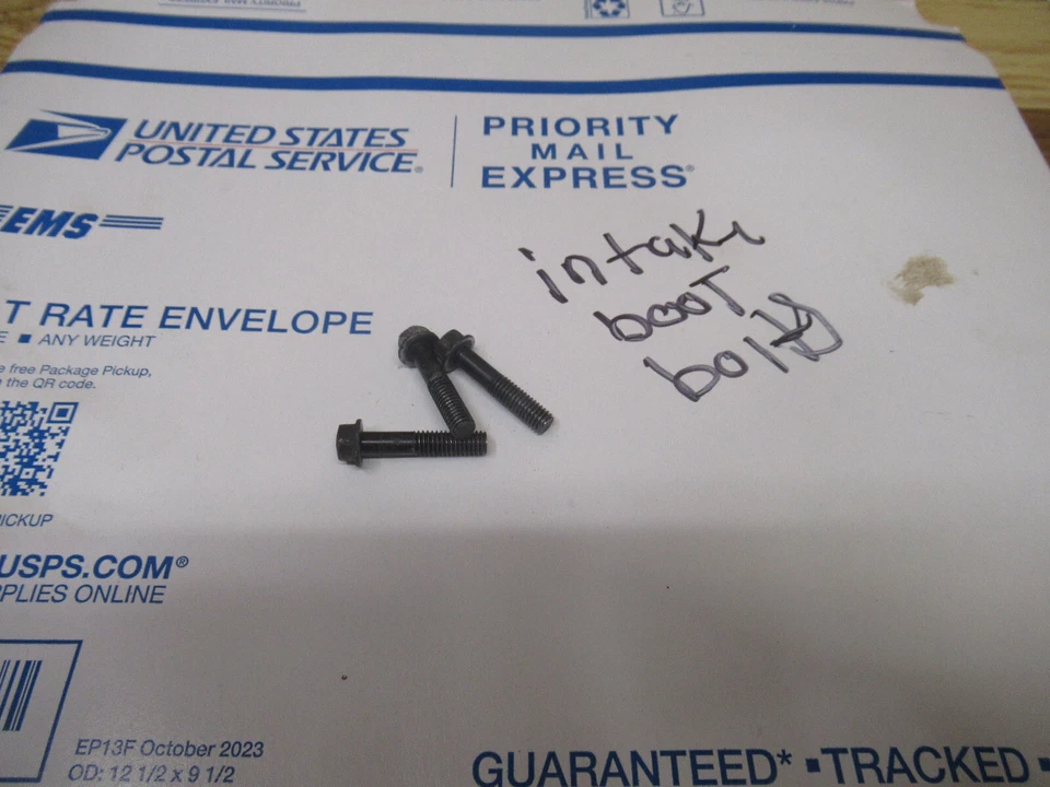 БОЛТЫ КРЕПЛЕНИЯ ВПУСКНОГО БАГАЖНИКА XL 600 HONDA 1984 XL 600R 1984 - Изображение 1 из 1