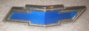 1969 CHEVY CHEVROLET IMPALA BELAIR BISCAYNE GRILL BOWTIE BADGE EMBLEM ORIGINAL - Picture 1 of 5