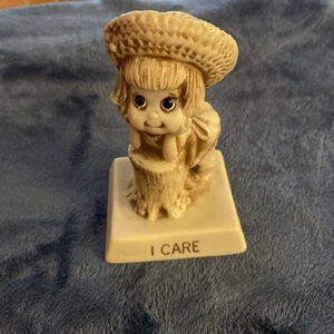 Figurine I CARE Vintage 1976 Made In The USA - Picture 1 of 6