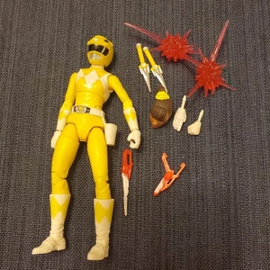 Figura Suelta Power Rangers Lightning Collection Amarilla MMPR Aisha (De Pack de 2) - Imagen 1 de 2