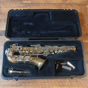 BUNDY II Selmer Alto Saxophone for Parts or Repair With Hard Case   - Picture 1 of 13