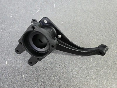 VERY NICE USED ORIGINAL PORSCHE 356C 356SC LEFT REAR AXLE CALIPER CARRIER NLA - Image 1 of 4