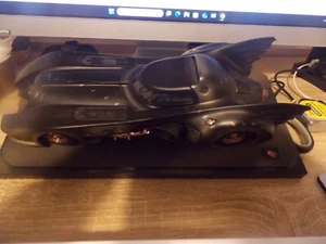 Hot Wheels Metal Collection 1:18 1989 Batman Batmobile With Box - Picture 1 of 3