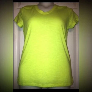 Bobbie Brooks Size M Neon Yellow V Neck Basic Tee NEW - Picture 1 of 1