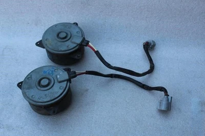 Toyota Sienna 2011 radiador ventilador de refrigeración motores 16969-0P180 y 16989-0P190 Foto 1 de 4