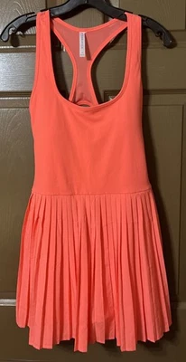 Vestido Tenis Fabletics Hot Shot Plisado Clásico Mini M Medio Coral Foto 1 de 4