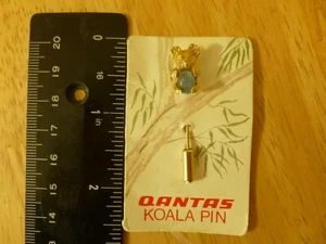 Prendedor de palo vintage Qantas Airways Australia oso koala ópalo tono dorado - Imagen 1 de 2