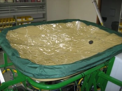 VICON PS403 SPREADER COVER BRAND NEW IN STOCK - Image 1 of 3