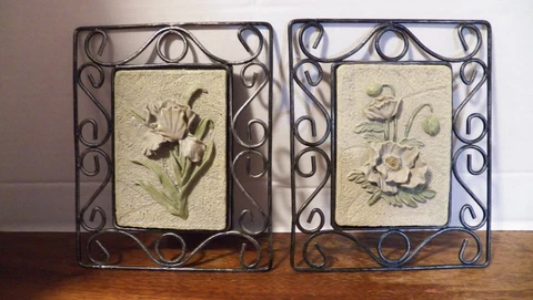 6" x 7" wire and PLASTER WALL HANGINGS (2) Cover