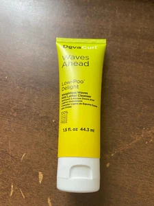 DevaCurl Low-Poo Delight Weightless Waves Mild Lather Cleanser 1.5 fl oz/44.3 mL - Picture 1 of 2