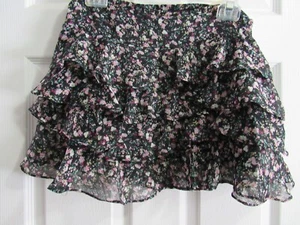 Floral ruffle layered skirt Charlotte Russe - Picture 1 of 3