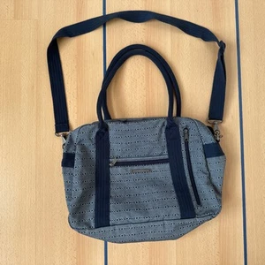 DAKINE Sporttasche - Blau Gemustert- mit Umhängegurt - Bild 1 von 4