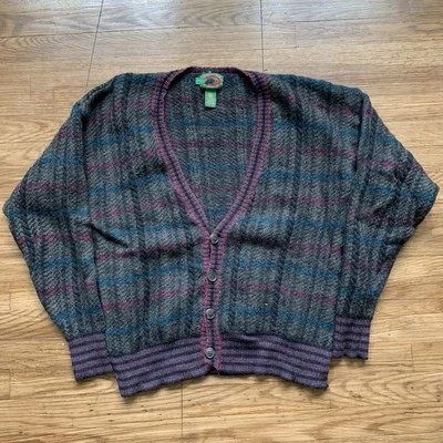 Large Vintage Boston Traders %100 Wool Cardigan With Flaw - Image 1 of 4
