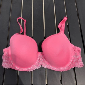 Wacoal Embrace Spitzen T-Shirt BH Barbie Rosa Größe 34B - Bild 1 von 9