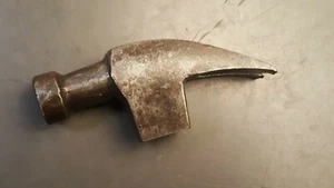Vintage Stanley Bell Face Ripping / Straight Claw Hammer - Length 5.5" - Picture 1 of 10