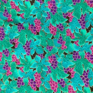Grapes with Leaves and gold outline 100% Cotton 7/8 Yard to sew or quilt Hoffman - Picture 1 of 7